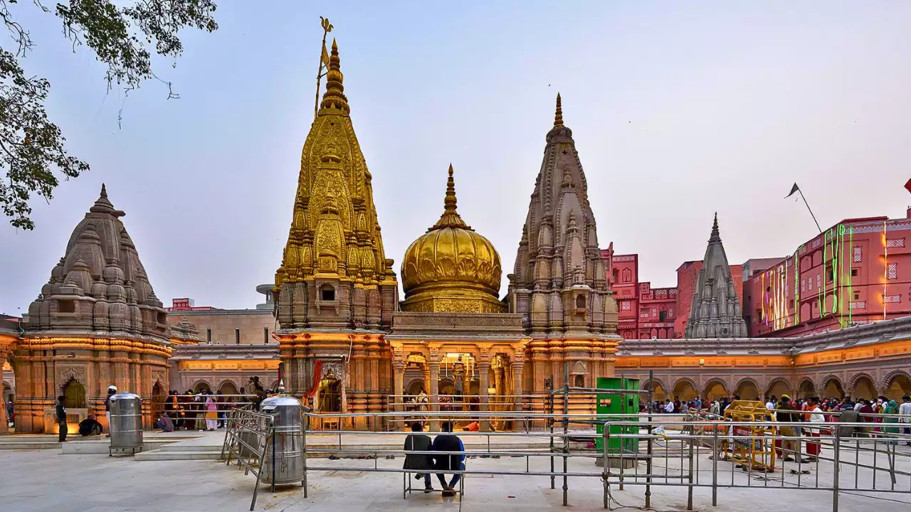Digital Marketing Course in Varanasi — Kashi Vishwanath Temple